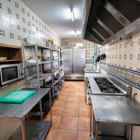 La Sierra De Monfraguee * Malpartida De Plasencia